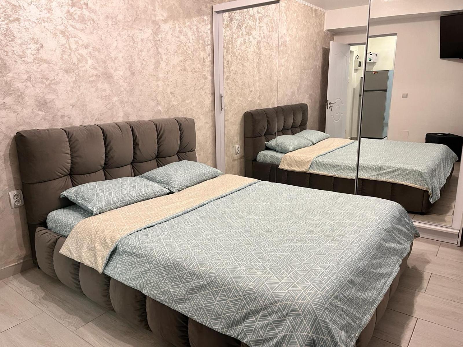 White & Silver Luxury Apartament Krajowa Zewnętrze zdjęcie